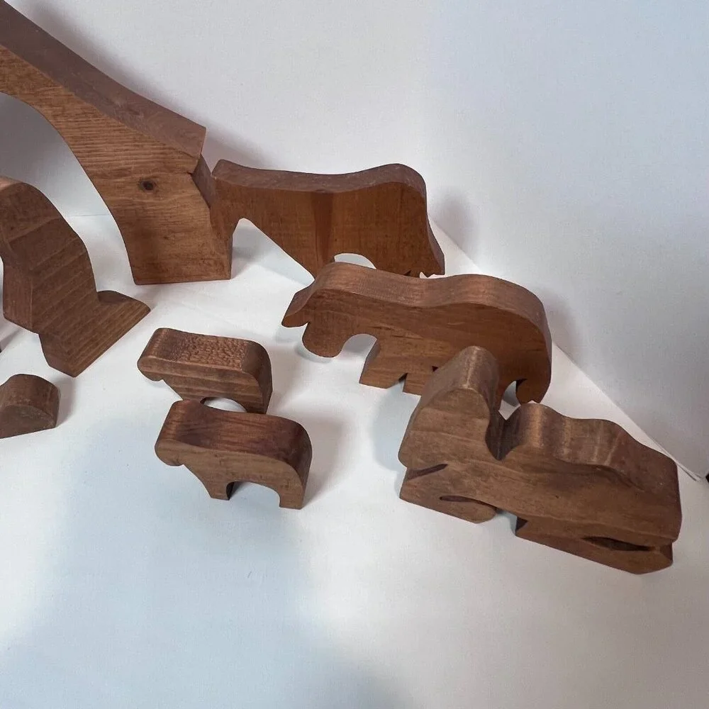 Handmade Wooden 17 Piece Nativity Primitive Wisemen‎ Animals Mary Joseph Barn